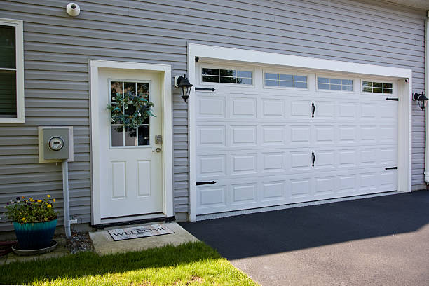 24/7 Emergency Garage Door experts in Dallas, NC